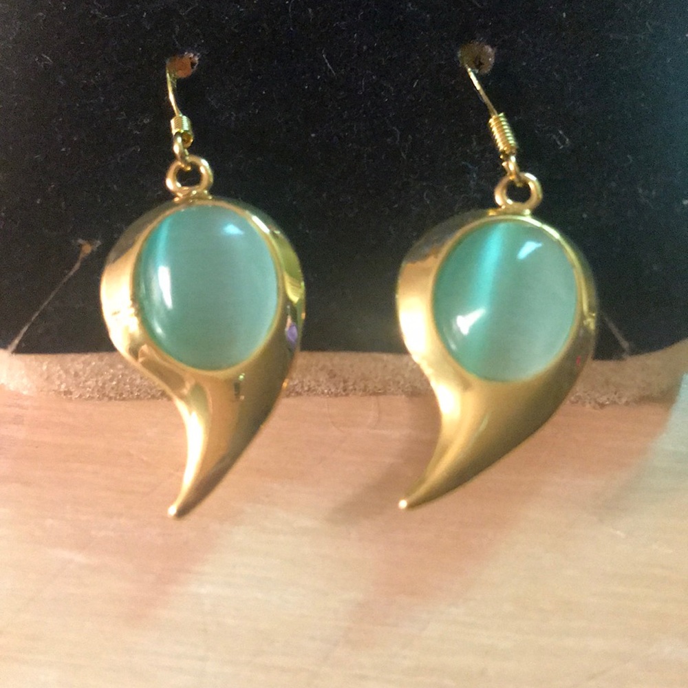 Earings